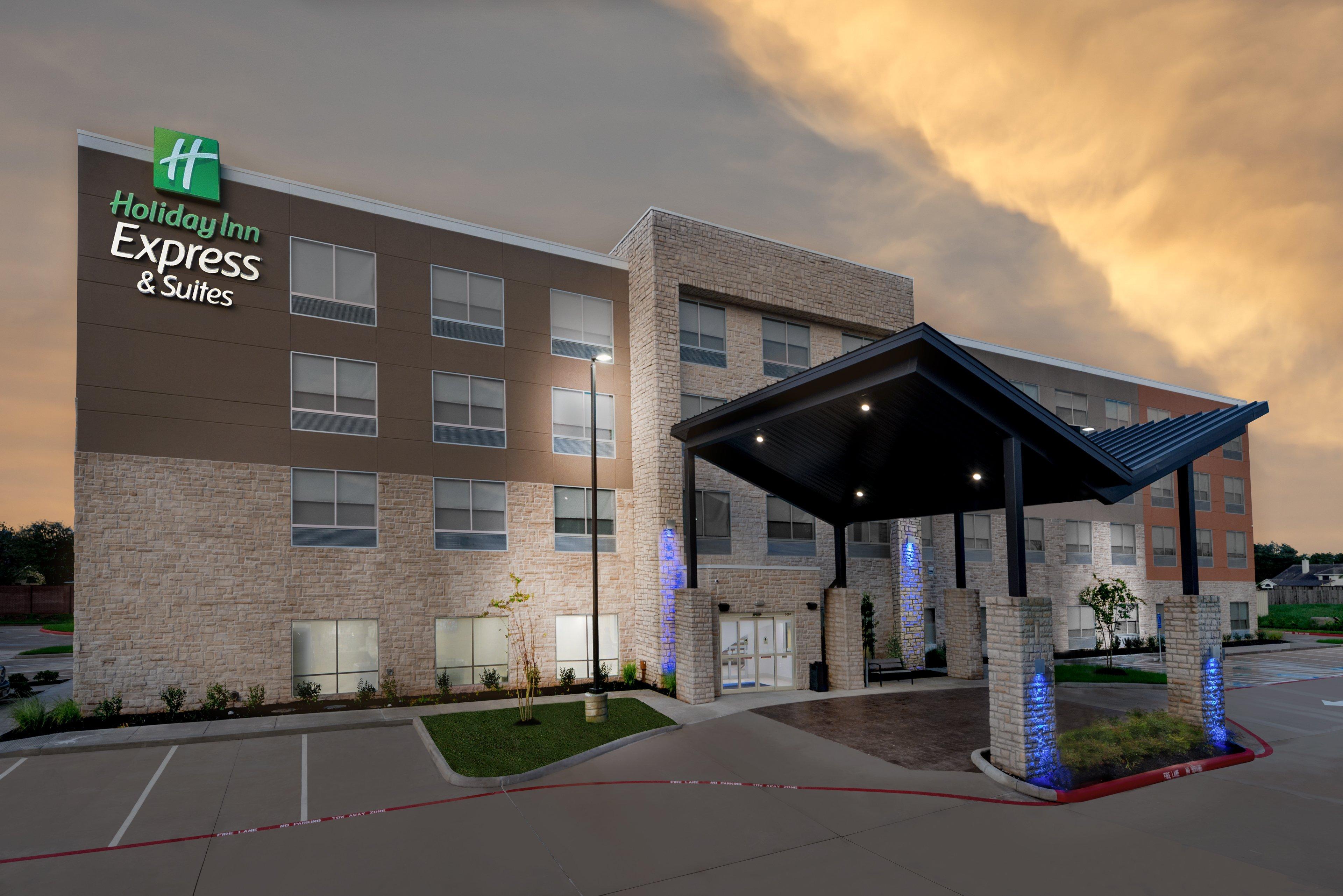 Holiday Inn Express & Suites- Sugar Land Se - Missouri City By Ihg Esterno foto