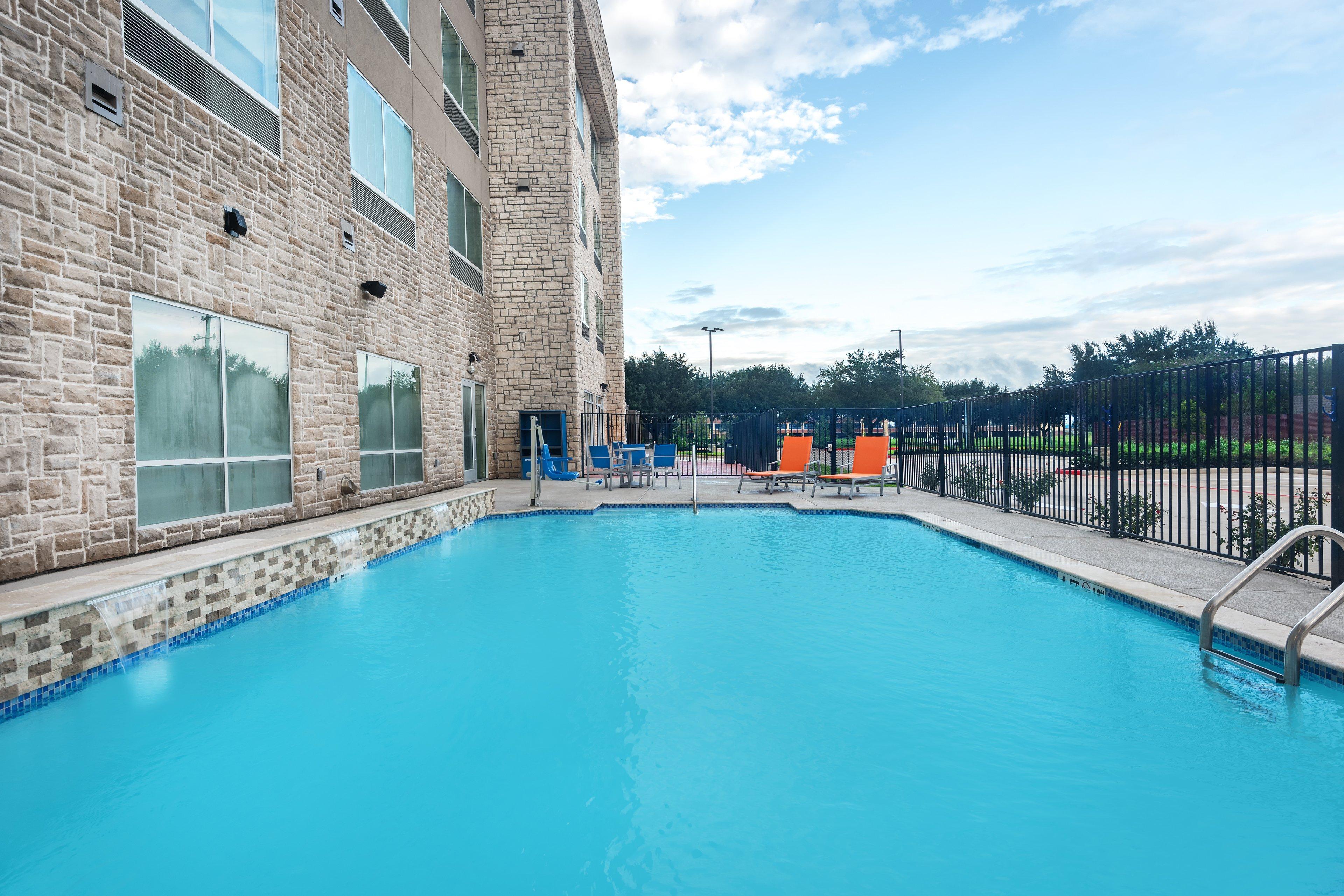 Holiday Inn Express & Suites- Sugar Land Se - Missouri City By Ihg Esterno foto